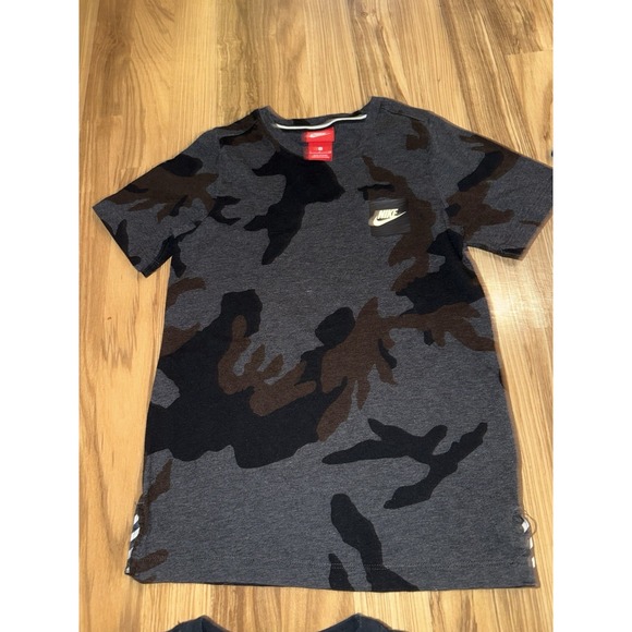 Nike Boys Youth Sz Small S 8 T-shirt Graphic Tee Shirt Cotton Lot - Picture 5 of 10